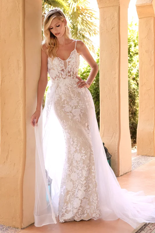 Enchanting Bridal Elegance: Cinderella Divine CD931W