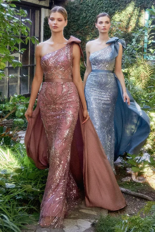 Gemstone's Beaded AppliquÃ© Gown: A Captivating Statement for Formal Occasions