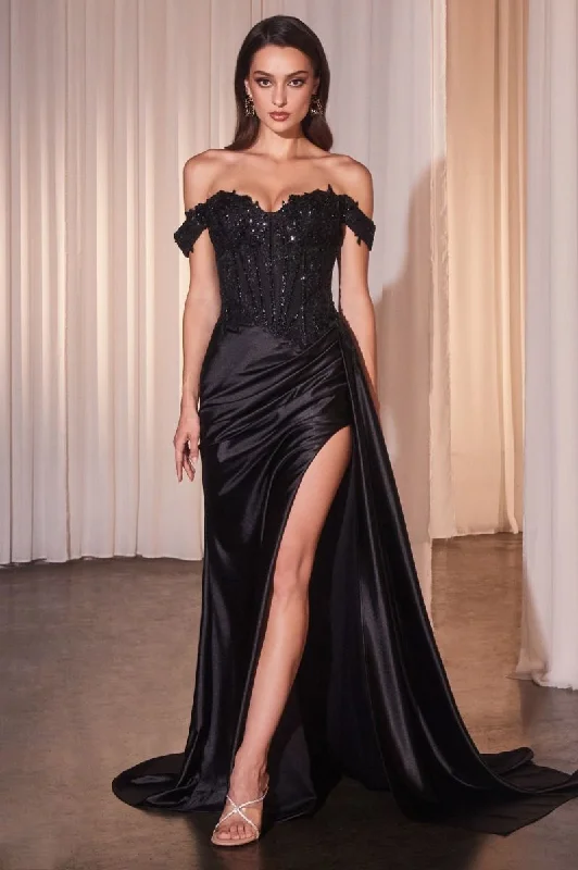 OFF THE SHOULDER LACE & SATIN FITTED GOWN