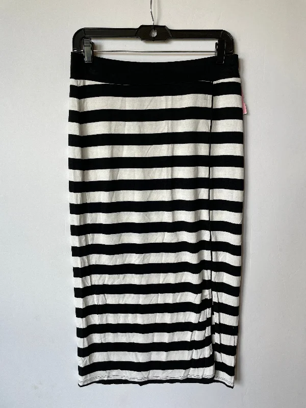 Black Skirt Maxi Kensie, Size M Maxi Skirt Trend